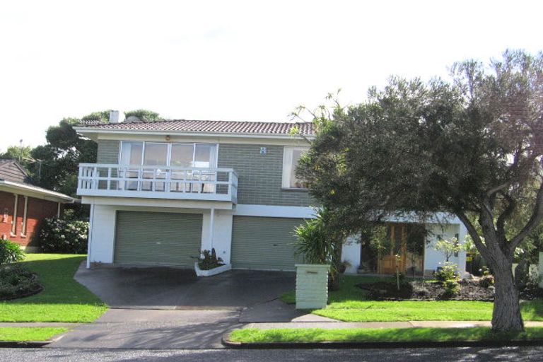 Photo of property in 129 Clovelly Road, Bucklands Beach, Auckland, 2012