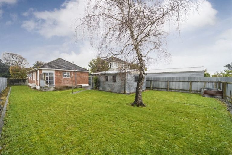 Photo of property in 129 Rangiora Avenue, Roslyn, Palmerston North, 4414