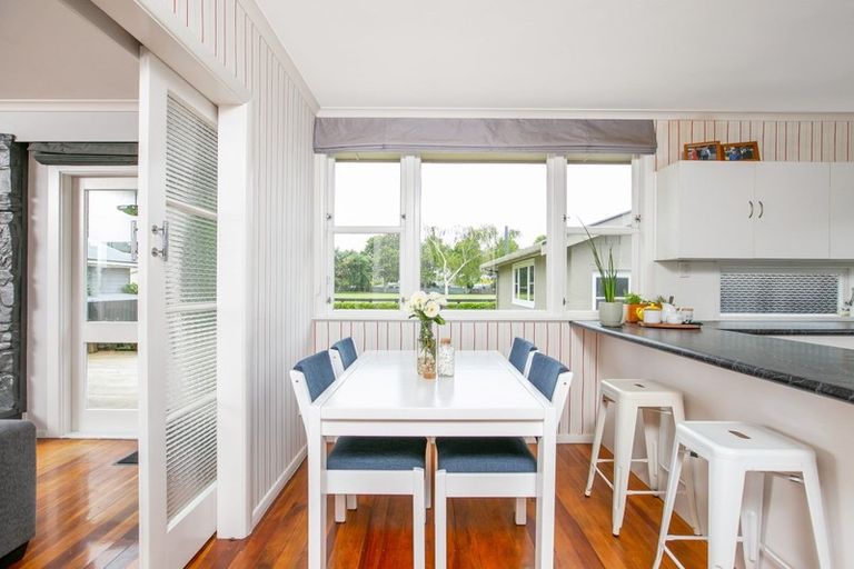 Photo of property in 14 Fergusson Street, Solway, Masterton, 5810