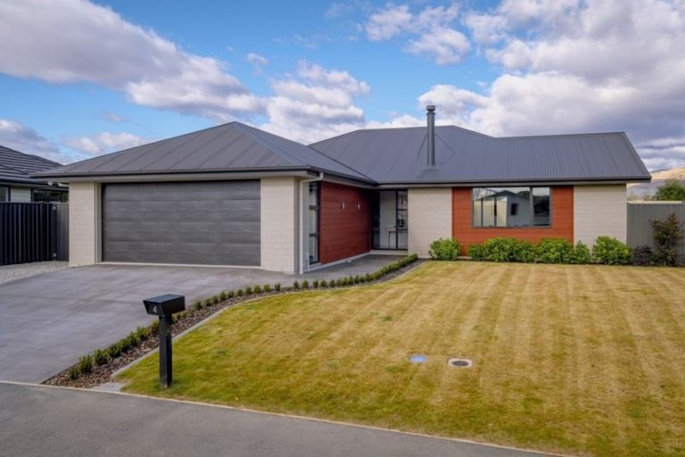 Photo of property in 4 Caledonian Place, Cromwell, 9310