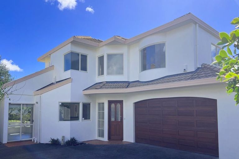 Photo of property in 36a Crichton Terrace, Hauraki, Auckland, 0622