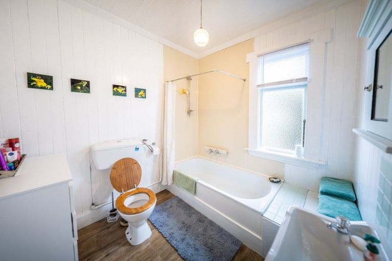 Photo of property in 46 Tees Street, South Hill, Oamaru, 9400