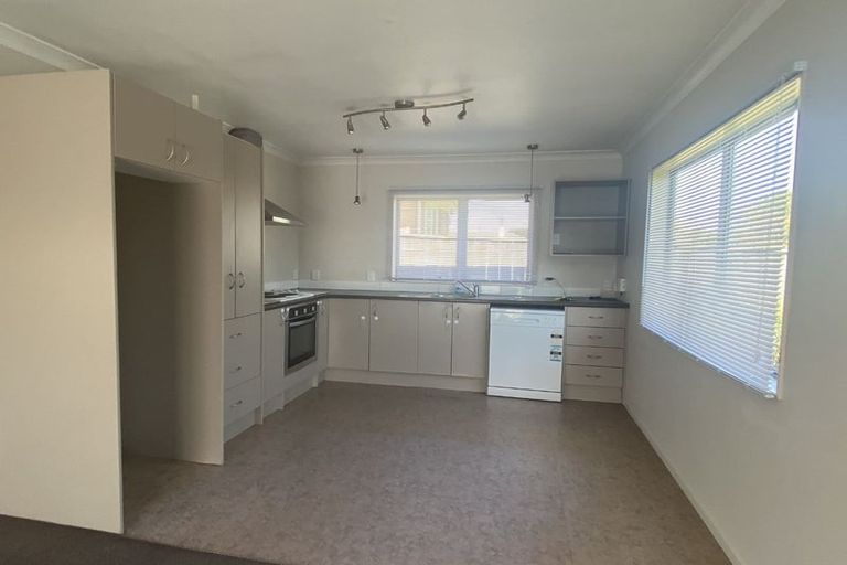 Photo of property in 61 Lipscombe Crescent, Havelock North, 4130