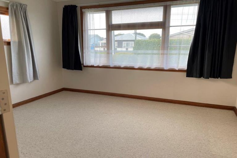 Photo of property in 30 Sackville Street, Fitzroy, New Plymouth, 4312