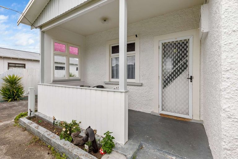 Photo of property in 119 Cornfoot Street, Castlecliff, Whanganui, 4501