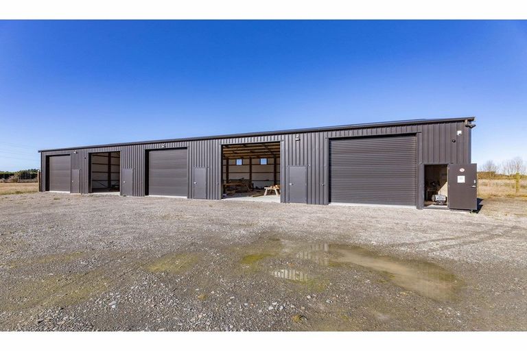 Photo of property in 1 Fernside Road, Flaxton, Rangiora, 7691