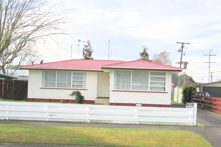 Photo of property in 20 Lugton Street, Nawton, Hamilton, 3200