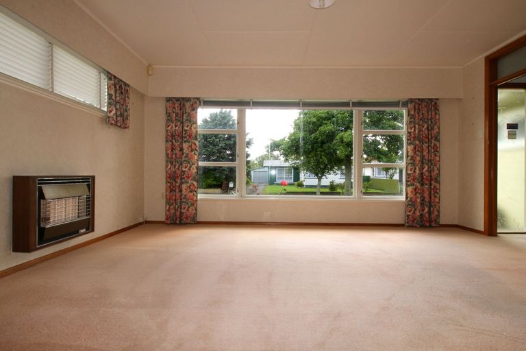 Photo of property in 10 Aspiring Avenue, Milson, Palmerston North, 4414