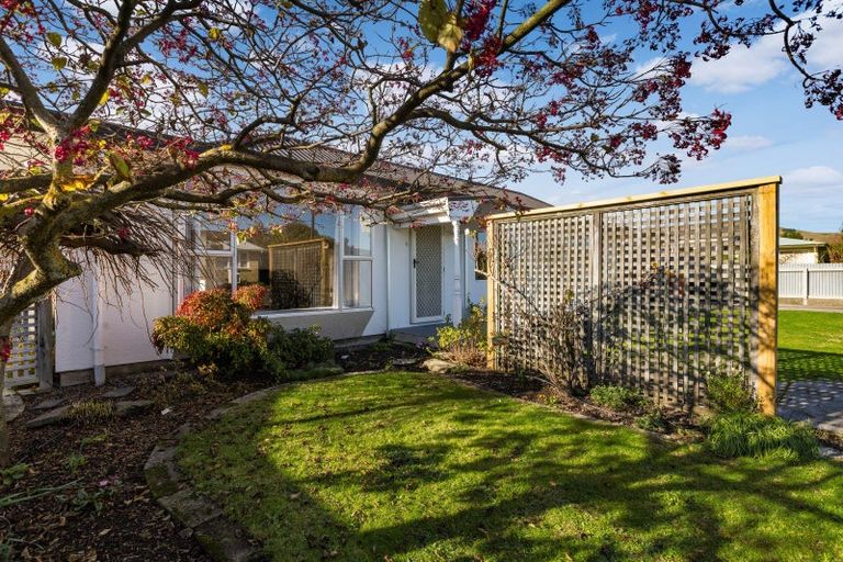 Photo of property in 1 Karina Crescent, Redwoodtown, Blenheim, 7201