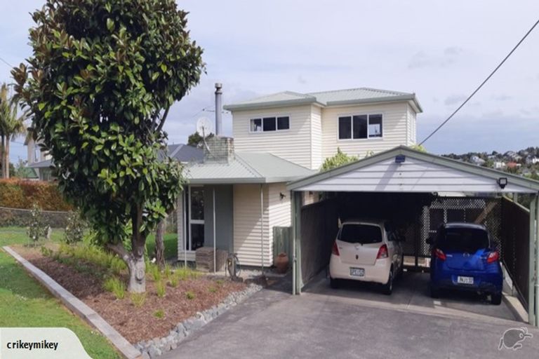 Photo of property in 21 Tui Glen Road, Birkenhead, Auckland, 0626