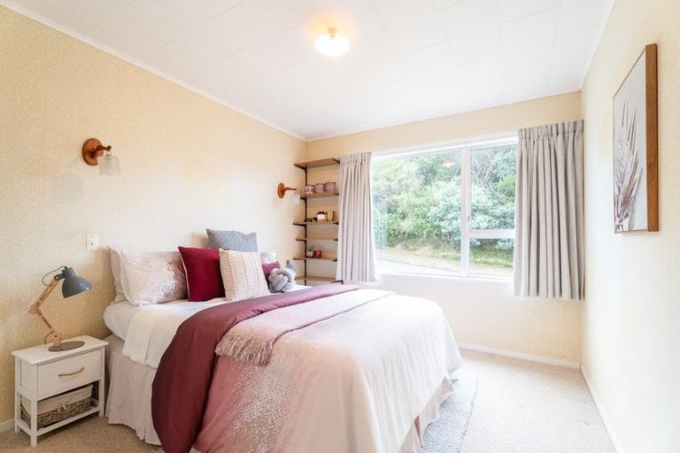 Photo of property in 4 Compass Way, Whitby, Porirua, 5024