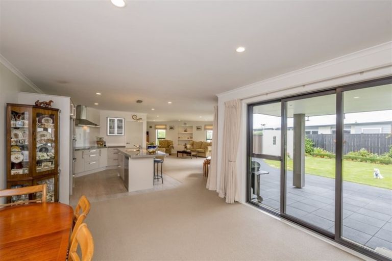 Photo of property in 38 Okarito Avenue, Levin, 5510