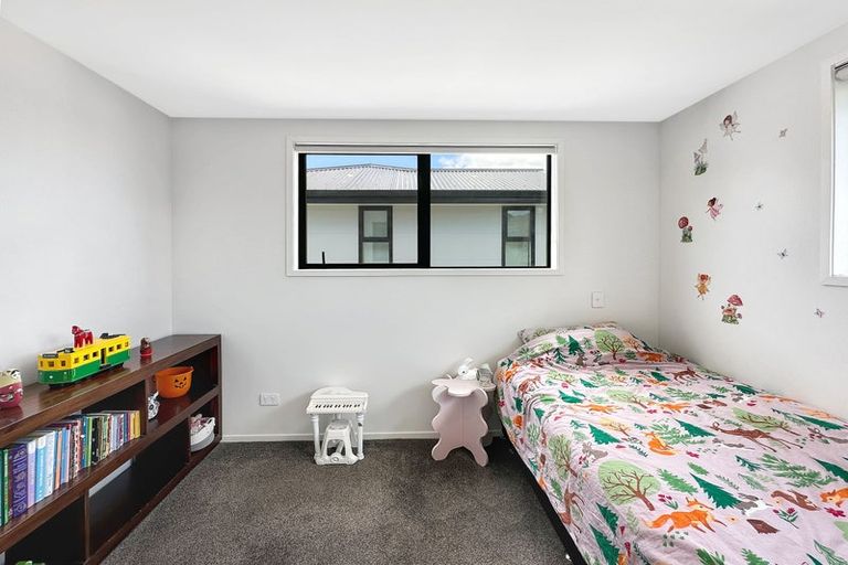 Photo of property in 3/4 Johnston Grove, Taita, Lower Hutt, 5011