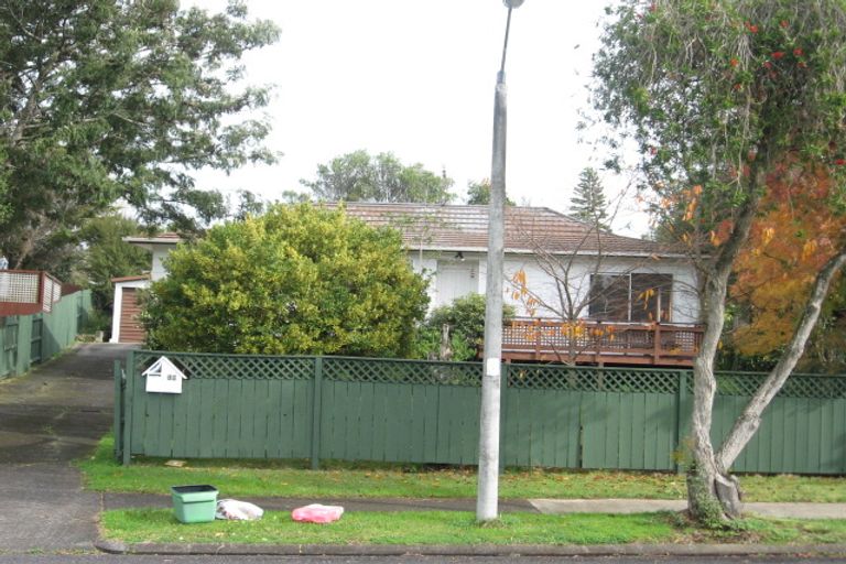 Photo of property in 12 Lisa Rise, Half Moon Bay, Auckland, 2012