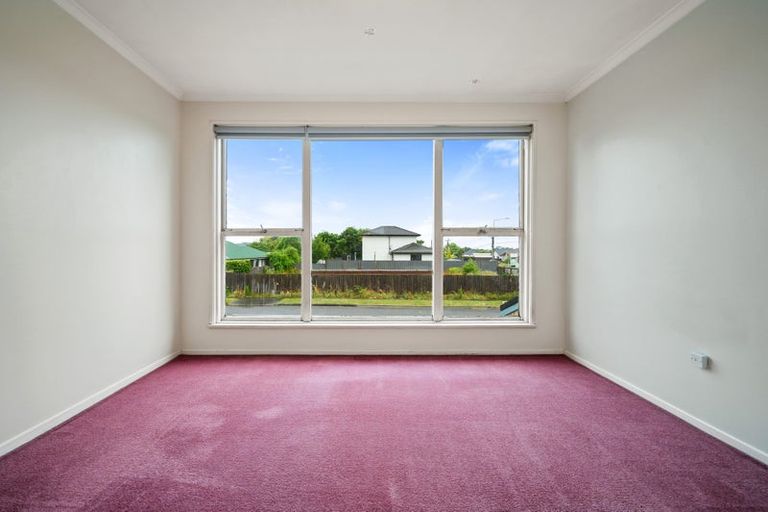 Photo of property in 1/1 Farnborough Street, Aranui, Christchurch, 8061