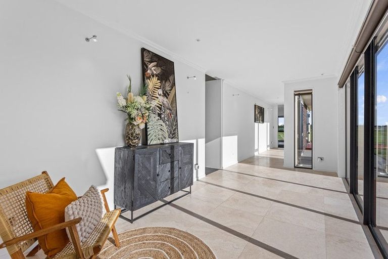 Photo of property in 585 Coutts Island Road, Coutts Island, Christchurch, 7670