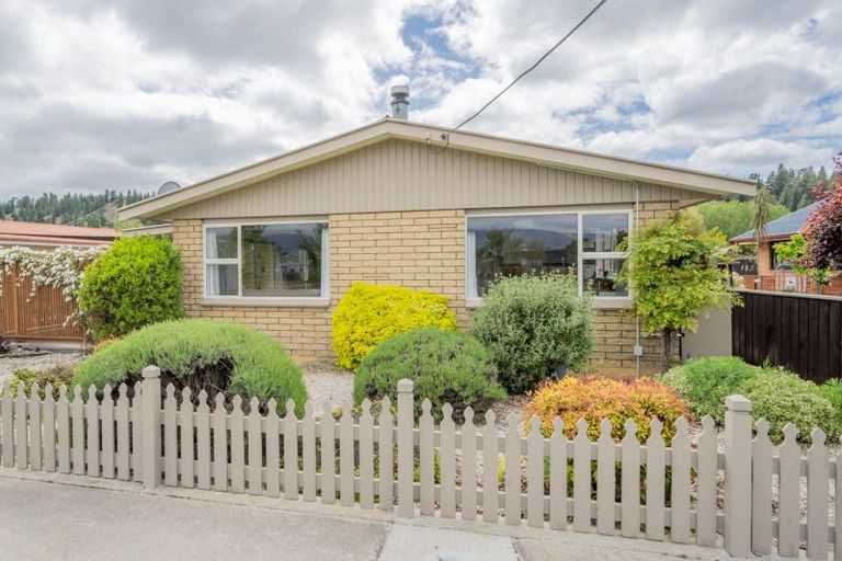 Photo of property in 83 Dunstan Road, Alexandra, 9320