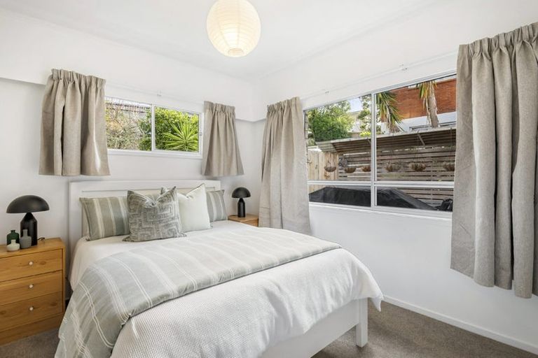 Photo of property in 114 Mountbatten Avenue, Hillcrest, Auckland, 0627