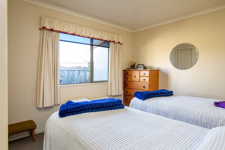 Photo of property in 6 Fir Close, Alexandra, 9320