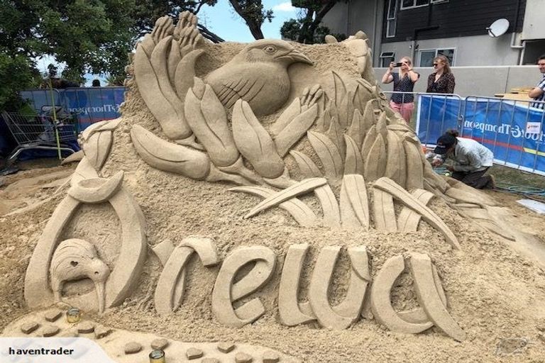 Photo of property in 34 Manhattan Rise, Orewa, 0931