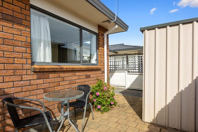 Photo of property in 1/156 Carrington Street, Lower Vogeltown, New Plymouth, 4310