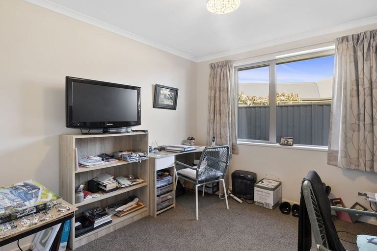 Photo of property in 6 Showgate Crescent, Mosgiel, 9024