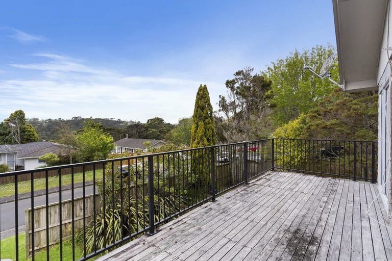 Photo of property in 3 Bonito Place, Bayview, Auckland, 0629