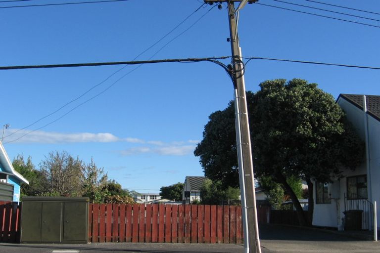 Photo of property in 10 South Street, Petone, Lower Hutt, 5012