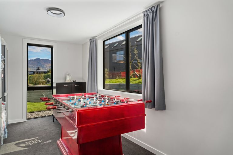 Photo of property in 5 Mills Road, Wanaka, 9305