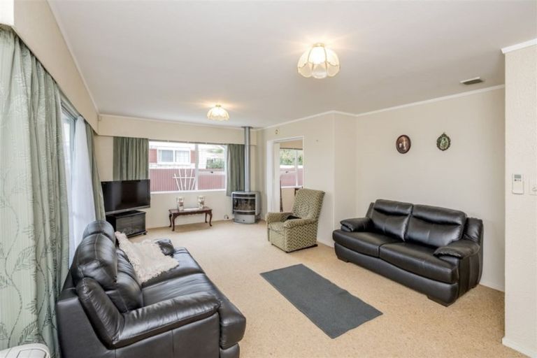 Photo of property in 48 Rimu Street, Levin, 5510