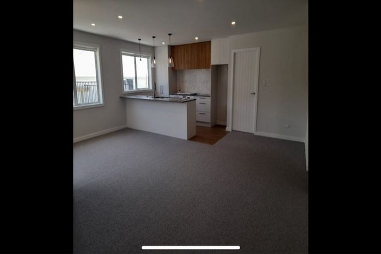 Photo of property in 1 Nottingham Road, Omokoroa, 3114