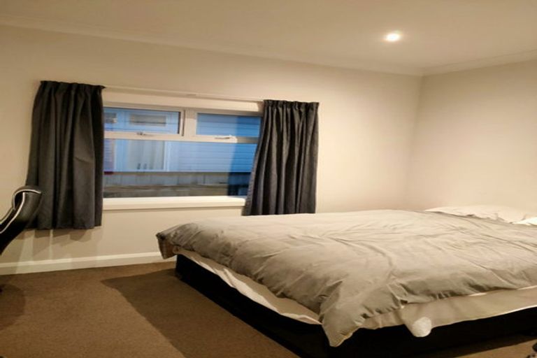 Photo of property in 8 Plunket Avenue, Petone, Lower Hutt, 5012