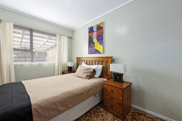 Photo of property in 68a Gemstone Drive, Birchville, Upper Hutt, 5018