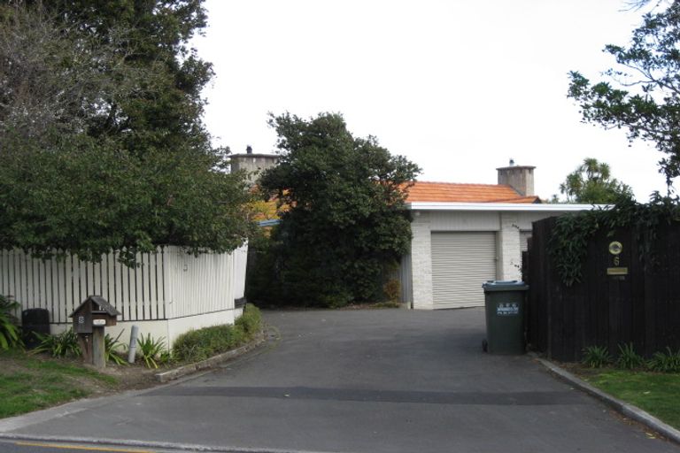 Photo of property in 8 Tauroa Road, Havelock North, 4130