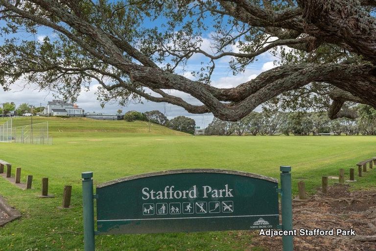 Photo of property in 37 Belle Vue Avenue, Northcote Point, Auckland, 0627