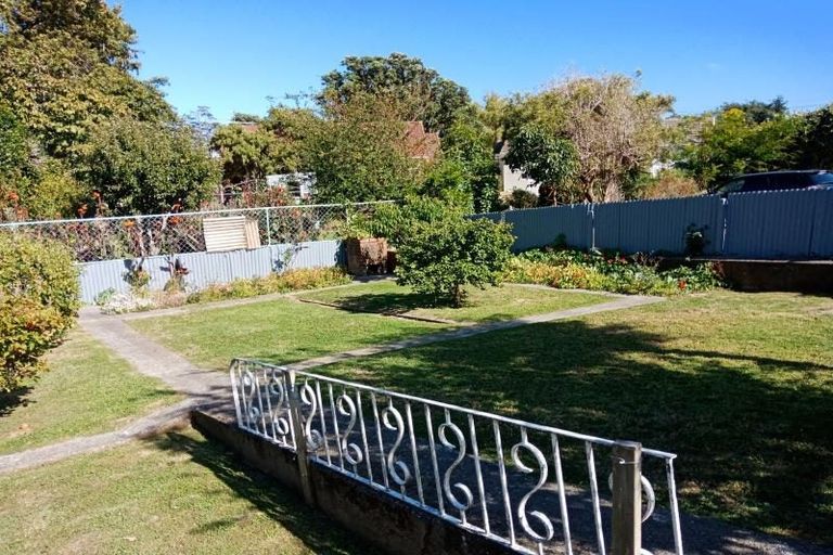 Photo of property in 8 Mawson Street, Waiwhetu, Lower Hutt, 5010