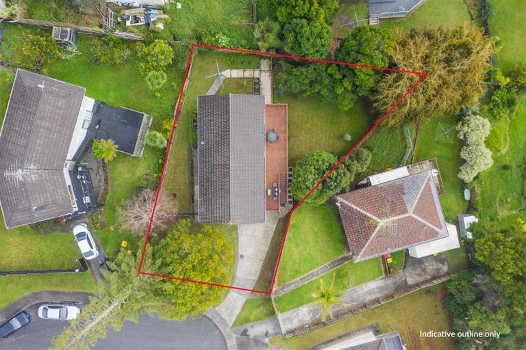 Photo of property in 8 Erica Road, Sunnynook, Auckland, 0620