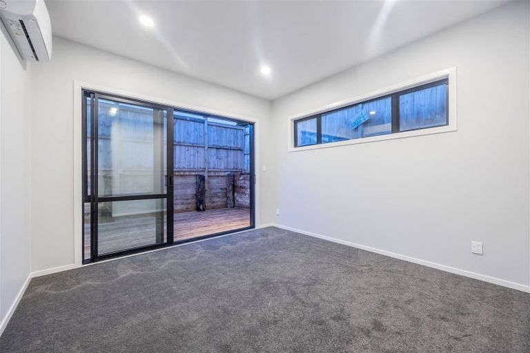 Photo of property in 20 Lewis Younie Road, Kumeu, 0810