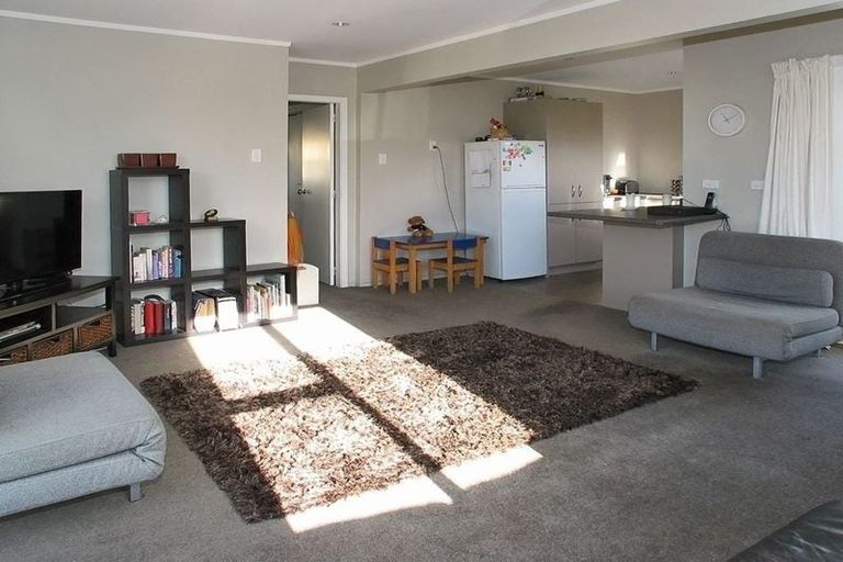 Photo of property in 104 Te Pene Avenue, Titahi Bay, Porirua, 5022