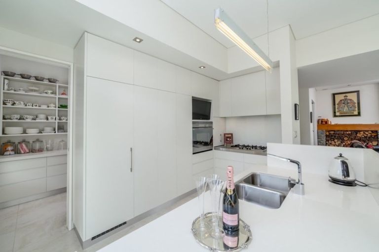 Photo of property in 10 Westwood Avenue, Greytown, 5712