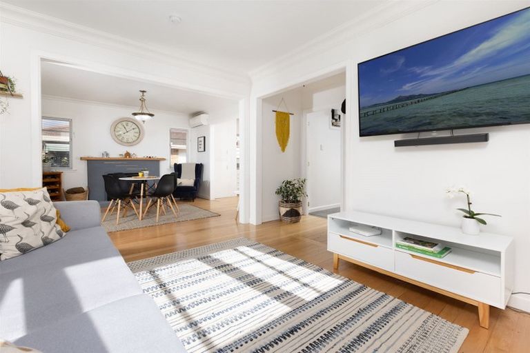 Photo of property in 19a Pemberton Crescent, Greerton, Tauranga, 3112