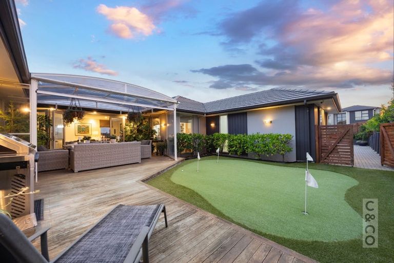 Photo of property in 11 Canoe Lane, Riverhead, 0820