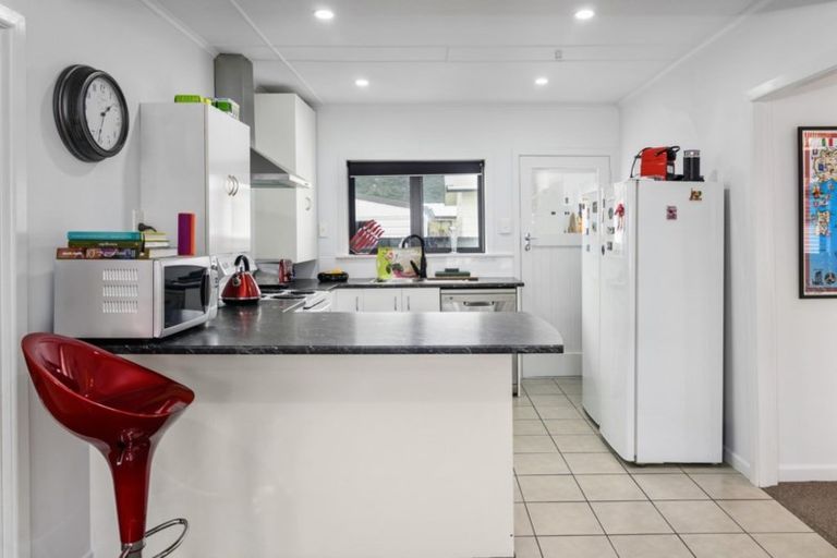 Photo of property in 20b Logan Street, Fairy Springs, Rotorua, 3015