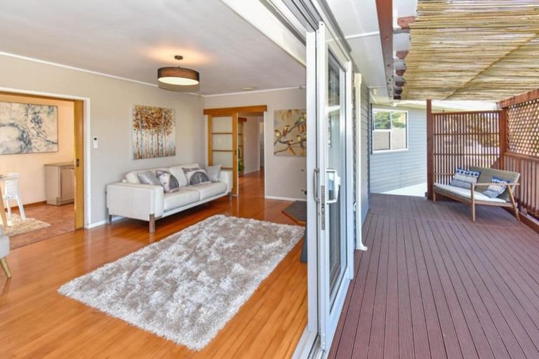 Photo of property in 20 Red Hill Road, Red Hill, Papakura, 2110