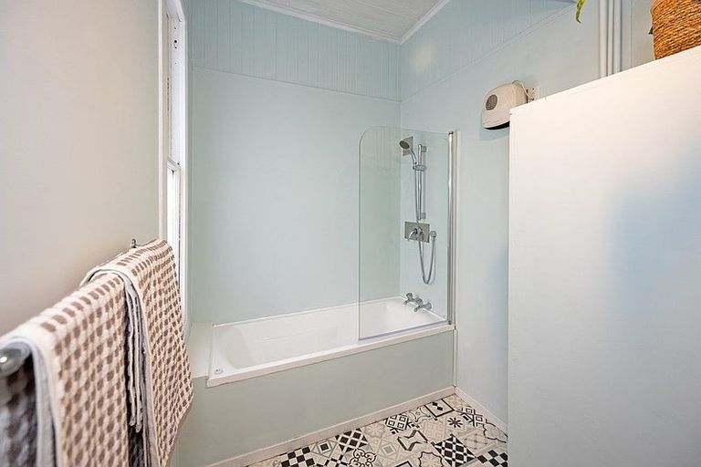 Photo of property in 34 Ure Street, South Hill, Oamaru, 9400