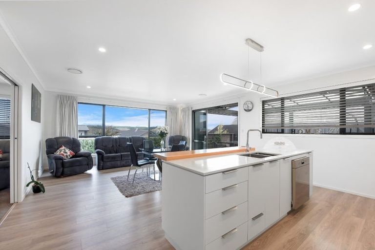 Photo of property in 43 Katania Heights, Brightwater, 7022