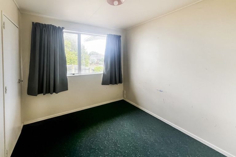 Photo of property in 48 Rhodes Drive, Kelvin Grove, Palmerston North, 4414