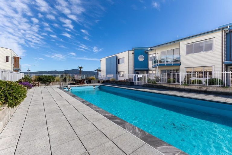 Photo of property in 30/4u Seaview Road, Paraparaumu Beach, Paraparaumu, 5032