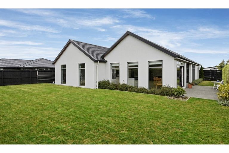 Photo of property in 28 John Annan Street, Halswell, Christchurch, 8025