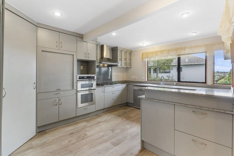 Photo of property in 94 Onetaunga Road, Chatswood, Auckland, 0626